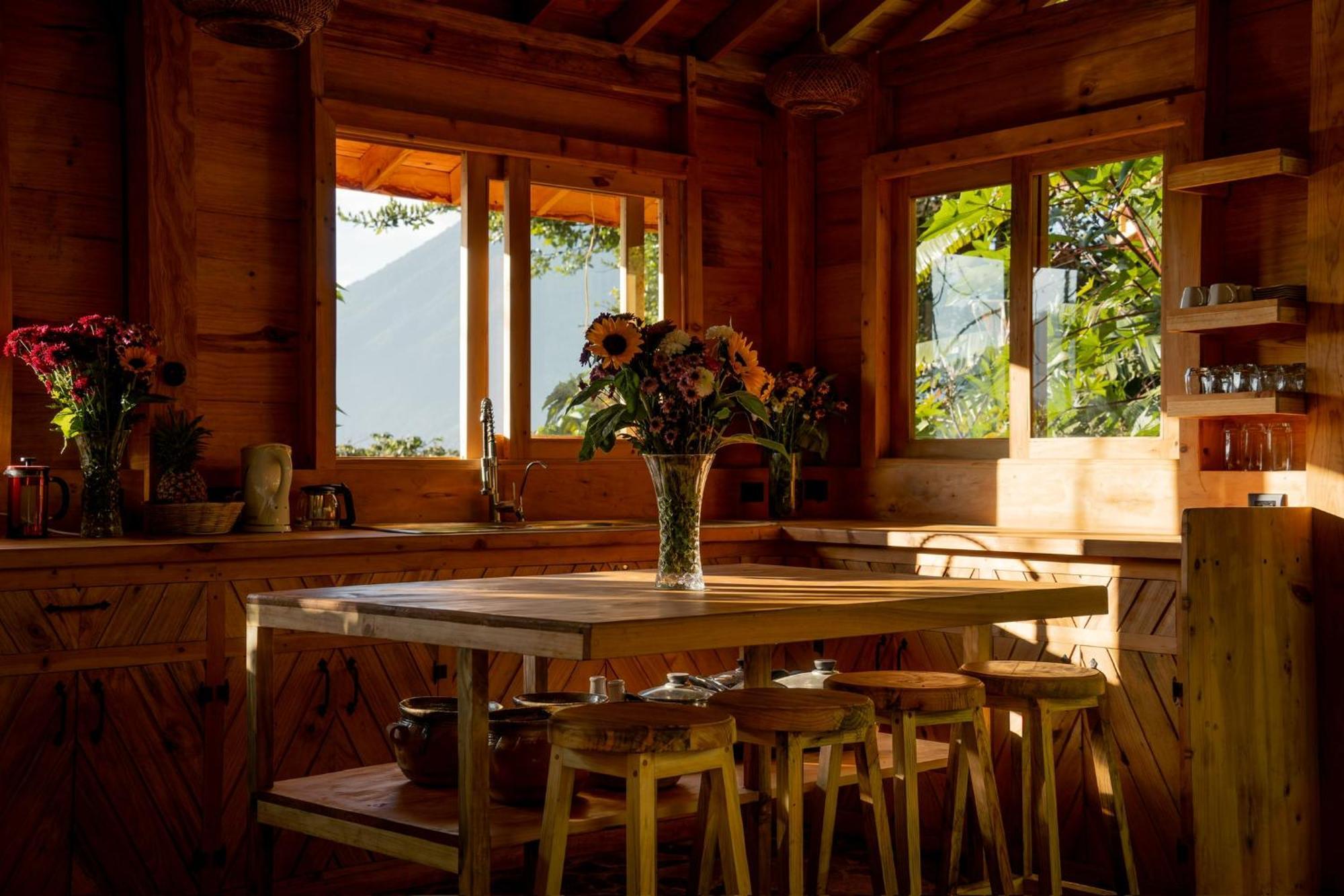 Fuego Atitlan Eco-Hotel San Marcos La Laguna Eksteriør billede